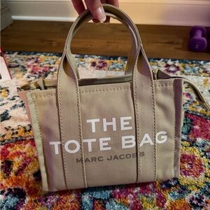 Marc Jacobs The Tote Bag